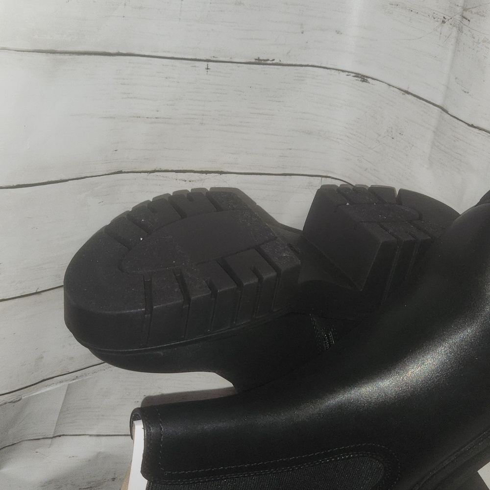 Platform Boots - Picture 6 of 6